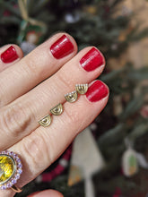 Load image into Gallery viewer, Edge Ferris Wheel Stud Earring - Gold