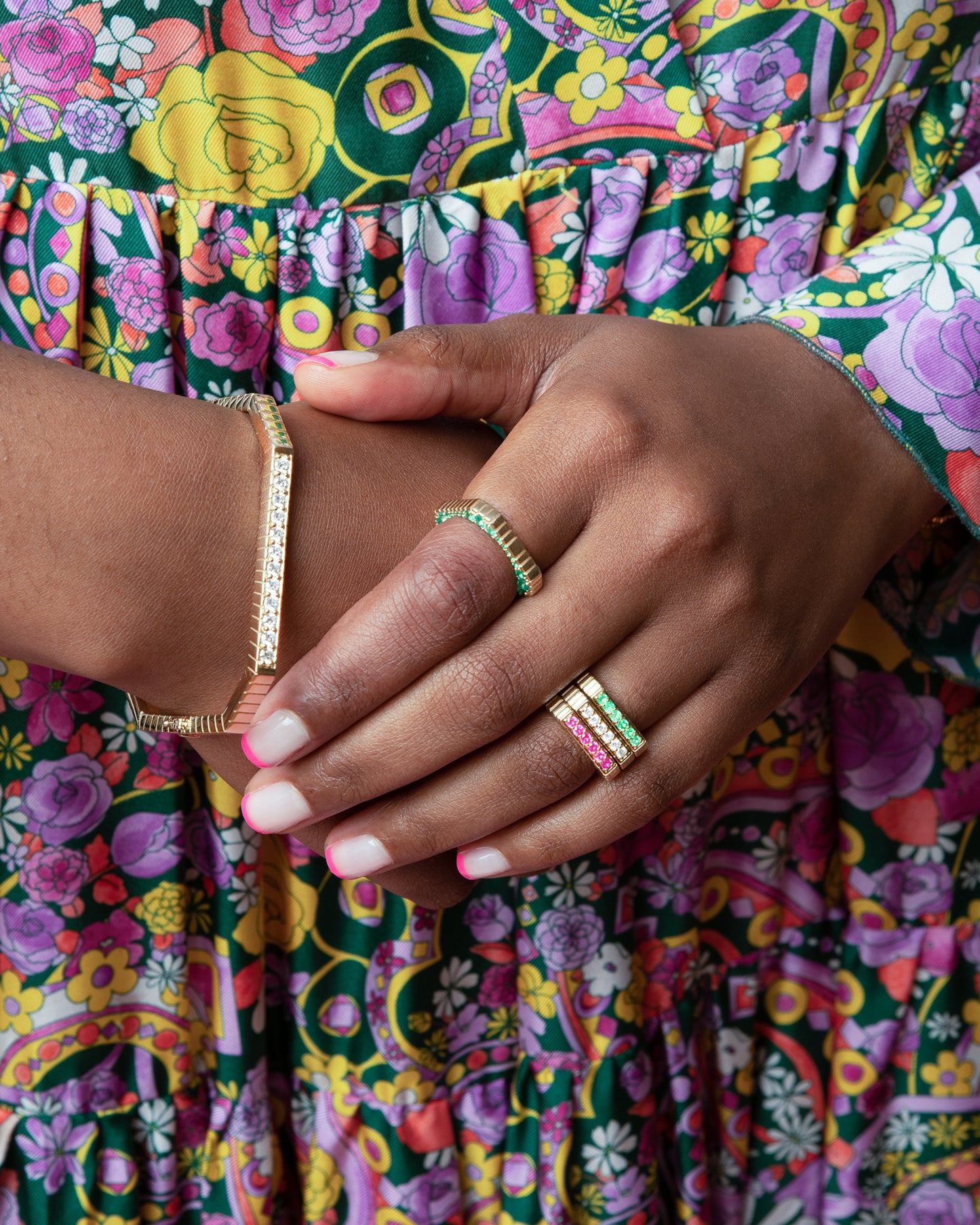 Spark Etched Stacking Band Ring - Emerald