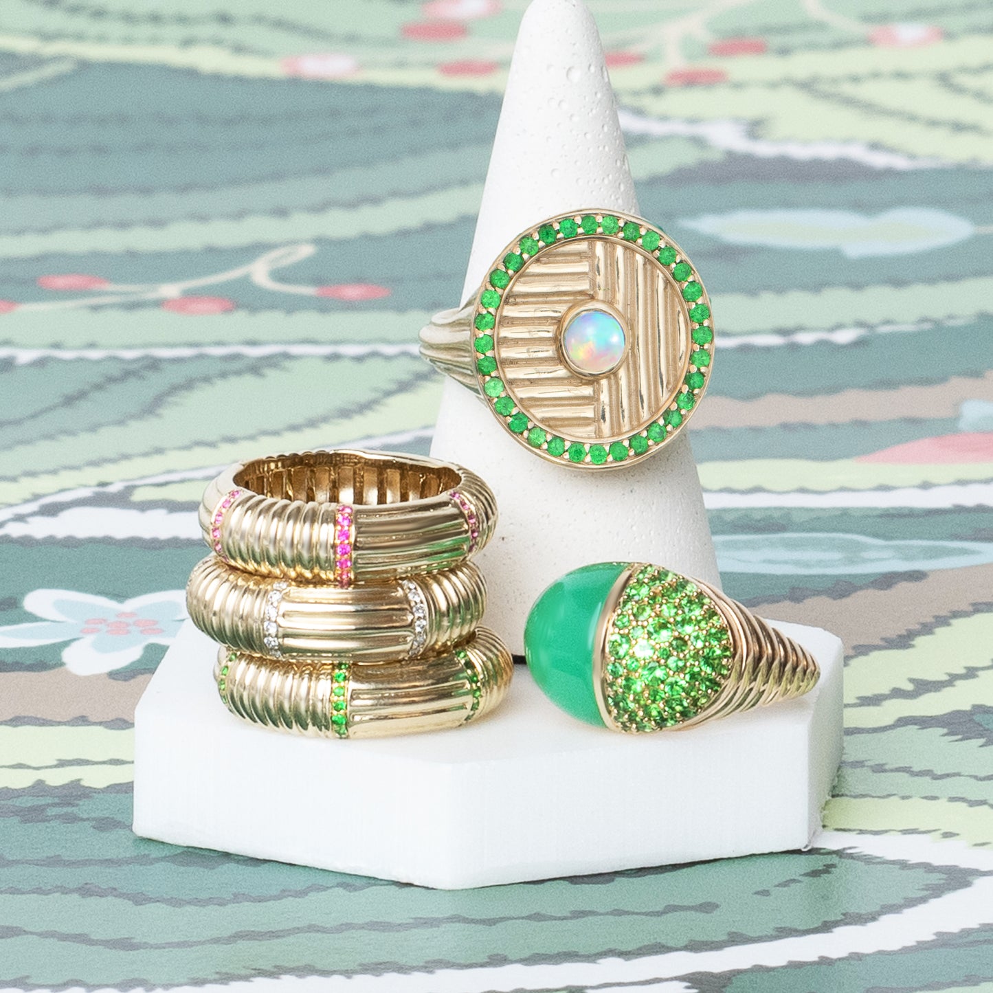 Found Cap Cocktail Ring - Chrysoprase & Tsavorite