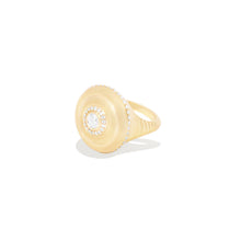 Load image into Gallery viewer, Evolve Cocktail Ring - Diamond
